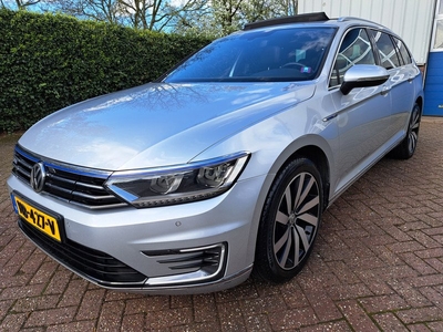 Volkswagen Passat Variant 1.4 TSI GTE Highline PANORAMADAK 156PK