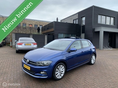 Volkswagen Polo 1.0 TSI Highline/Automaat/ NAP/31DKM//Dealer onderhouden