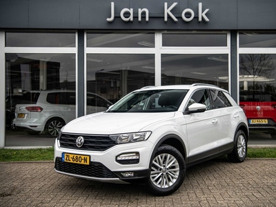 Volkswagen T-Roc 1.0 TSi 115 pk Style | Navigatie | Parkeersensoren | Trekhaak