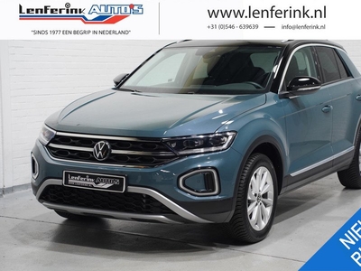 Volkswagen T-Roc 1.5 TSI Style IQ Light Navi Stoelverwarming Apple Carplay PDC v+a Trekhaak