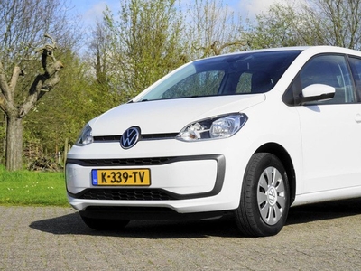 Volkswagen Up! 1.0 BMT move up! Camera PDC ECC Airco Cruise conrol