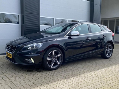 Volvo V40 1.6 T3 150PK R-Design NL-auto