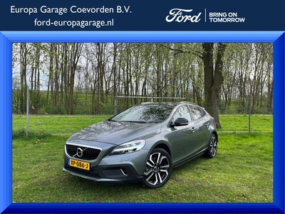 Volvo V40 Cross Country 1.5 T3 Polar+ Luxury Automaat | PANO | LEDER | TREKHAAK |