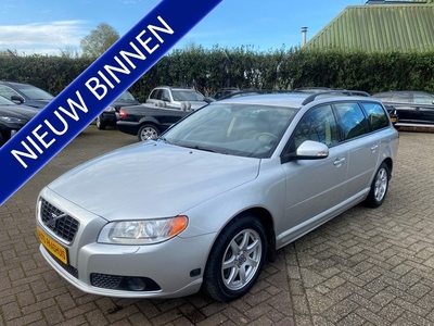 Volvo V70 2.5T Momentum Aut. Youngtimer (bj 2009)