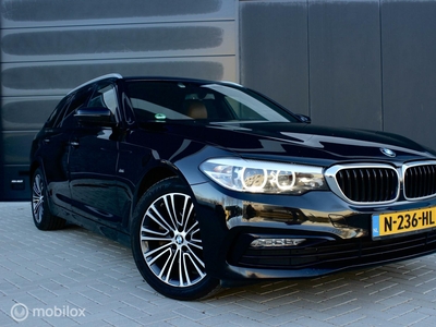 BMW 5-SERIE Touring 520d High Executive