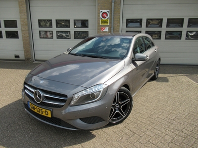 MERCEDES A-KLASSE 180 Ambition NL auto Xenon, Navi, Cruise, PDC