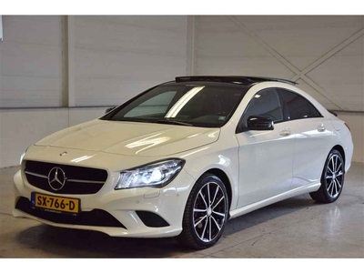 Mercedes-Benz CLA-Klasse 180 Ambition Xenon Pano Night Pack 18Inch Airco Pdc Mooi!