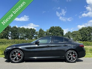 Alfa Romeo Giulia 2.0T 310pk, B-Tech, Carplay, 19inch!!