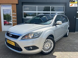 Ford Focus Wagon 1.6 TitaniumParkeersensor achterAirco