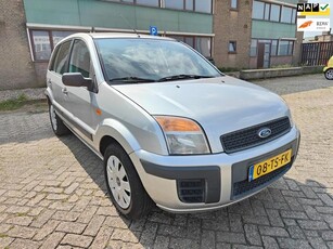 Ford Fusion 1.4-16V ( unieke lage kilometerstand)