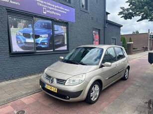 Renault Scénic 2.0-16V Privilège Luxe navi