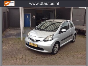 Toyota Aygo 1.0-12V + apk airco