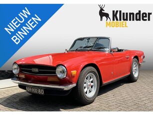 Triumph TR6 Soft Top Pimento Red1 Ned. Eigenaar