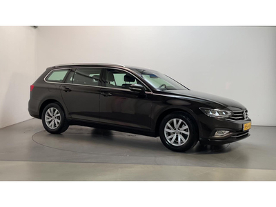 Volkswagen Passat Variant 1.5 TSI 150pk DSG Comfort Business Navigatie Parkeersensoren DAB+