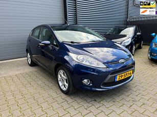 Ford Fiesta 1.4 Titanium AUTOMAAT/TREKHAAK/AIRCO