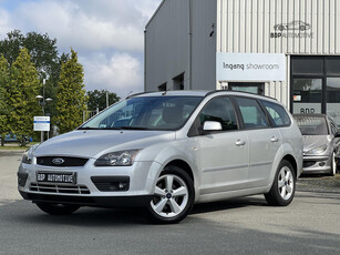 Ford Focus Wagon 1.8-16V Ambiente Flexifuel APK NIEUW/AIRCO/CRUISE CONTROLE/STOELVERWARMING/PARKEERSENSOREN/TREKHAAK