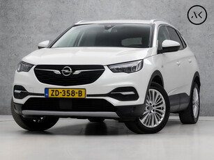 Opel Grandland X 1.2 Turbo Sport Automaat (APPLE CARPLAY, NAVIGATIE, CAMERA, ADAPTIVE CRUISE, STUUR/STOELVERWARMING, LEDER, SPORTSTOELEN, GETINT GLAS, LANE ASSIST, ELEK ACHTERKLEP, NIEUWSTAAT)