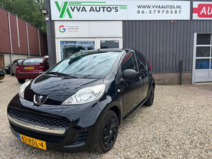 Peugeot 107 1.0 XR stuurbekr,getint glas, isofix zgan APK!