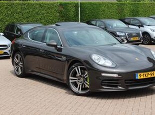 Porsche PANAMERA 3.0 S E-Hybrid / Schuifdak / Camera / Luchtvering / Keyless / Softclose / Leder / Stoelverwarming