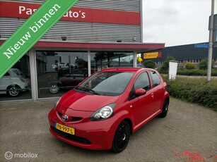 Toyota Aygo 1.0-12V + airco nw apk