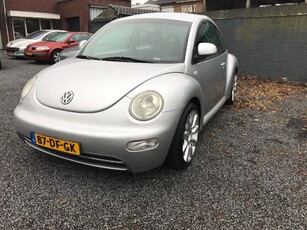 Volkswagen New Beetle 2.0 Highline (1999)