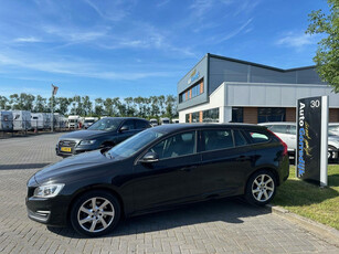 Volvo V60 2.0 D2 Momentum Business