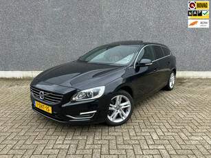 Volvo V60 2.4 D6 AWD Plug-In Hybrid Summum | AUTOMAAT | TREKHAAK | SCHUIFDAK | NAVI | LEDER | CC | PDC | APK T/M 5-7-2025 | 1E EIG