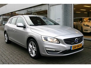 Volvo V60 D6 AWD PLUG-IN HYBRID SUMMUM 7% 2019 LEER NAVI