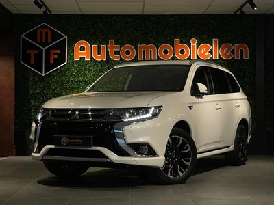 Mitsubishi Outlander 2.0 PHEV instyle