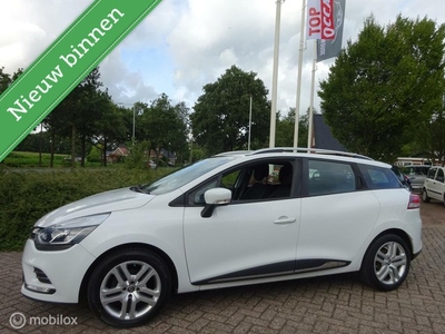 Renault Clio Estate 0.9 TCe Zen 2017 AircoCruiseNaviMooi!