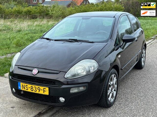 Fiat Punto Evo 1.4 Dynamic 3-Drs Stuurbekrachtiging Airco El. pakket Audio-CD/MP3 LMV 17