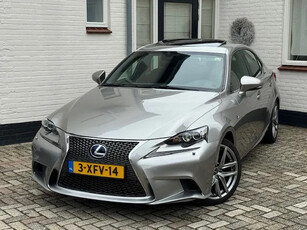 Lexus IS 300h F Sport Edition Sch.k.dak/Navi/Ecc/18