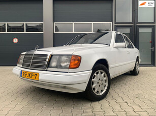 Mercedes-Benz 300 D AUTOMAAT