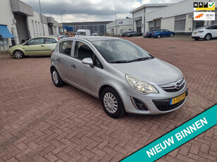 Opel Corsa 1.2-16V Edition MOOIE AUTO BEL 0619590613 5 DRS AIRCO APK NIEUWEN