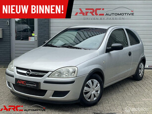 Opel Corsa 1.2-16V Essentia - Airco - Nieuwe APK!