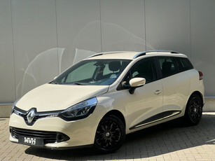 Renault Clio Estate 2016 - Collection - Cruise - MF Stuur - Navigatie - Weinig KM