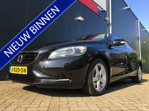 Volvo V40 1.6 T2 Summum | Navigatie | Airco | Cruise control