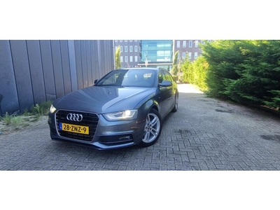 Audi A4 Avant 1.8 TFSI quattro S Edition XENON LEDER NAP