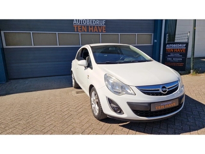 Opel Corsa - stoel+stuur verwarming AIRCO - AUX - LM - APK