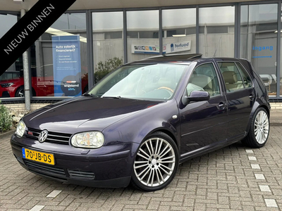 Volkswagen Golf 2.3 V5 Highline