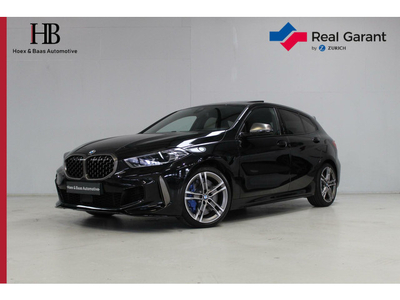 BMW 1-serie M135i xDrive High Executive Panoramadak