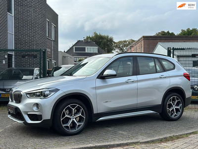 BMW X1 SDrive20i High Executive Pano/Leder/HUD/Keyless VOL!