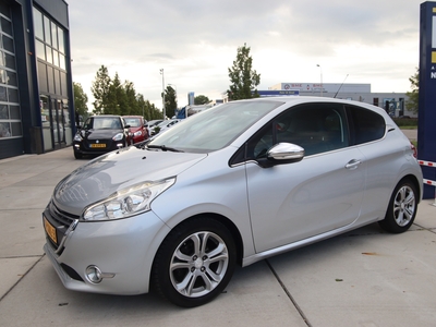 PEUGEOT 208 1.6 VTi Allure Navi, PDC, Leer, Cruise, NL auto LENTE UITVERKOOP!