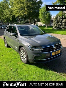 VOLKSWAGEN TIGUAN 1.5 TSI Life Business 150PK AUTOMAAT | Apple carplay/android Auto | Camera | Navigatie | Cruise Control | Climate Control |