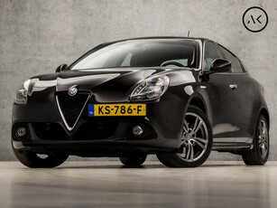 Alfa Romeo Giulietta 1.4 Turbo MultiAir Super Sport 170Pk Automaat (NAVIGATIE, CLIMATE, STOELVERWARMING, LEDER, SPORTSTOELEN, TREKHAAK, NIEUWE APK, START/STOP, XENON, CRUISE, NIEUWSTAAT)