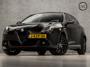 Alfa Romeo Giulietta 1.4 Turbo Exclusivo Super Sport (BLACK EDITION, NAVIGATIE, RODE STIKSELS, GETINT GLAS, ALCANTARA SPORTSTOELEN, ZWART HEMEL, XENON, CRUISE, LM VELGEN, NIEUWSTAAT)