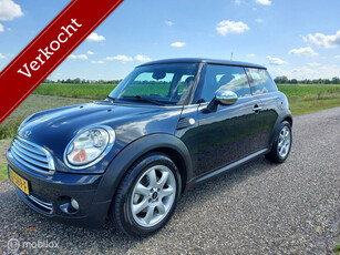 Mini 1.6 Cooper/ clima / 2008 / nette auto