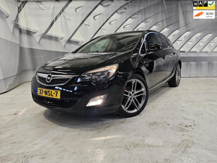 Opel Astra 1.4 Turbo Sport 140pk navi clima pdc