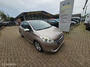 Peugeot 208 1.6 VTi Ice Velvet NAP//FULL OPTIONS