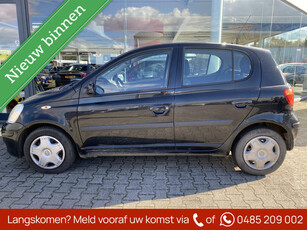 Toyota Yaris 1.3 VVT-i S-LINE, airco, trekhaak, 5 deurs, isofix, top onderhouden !